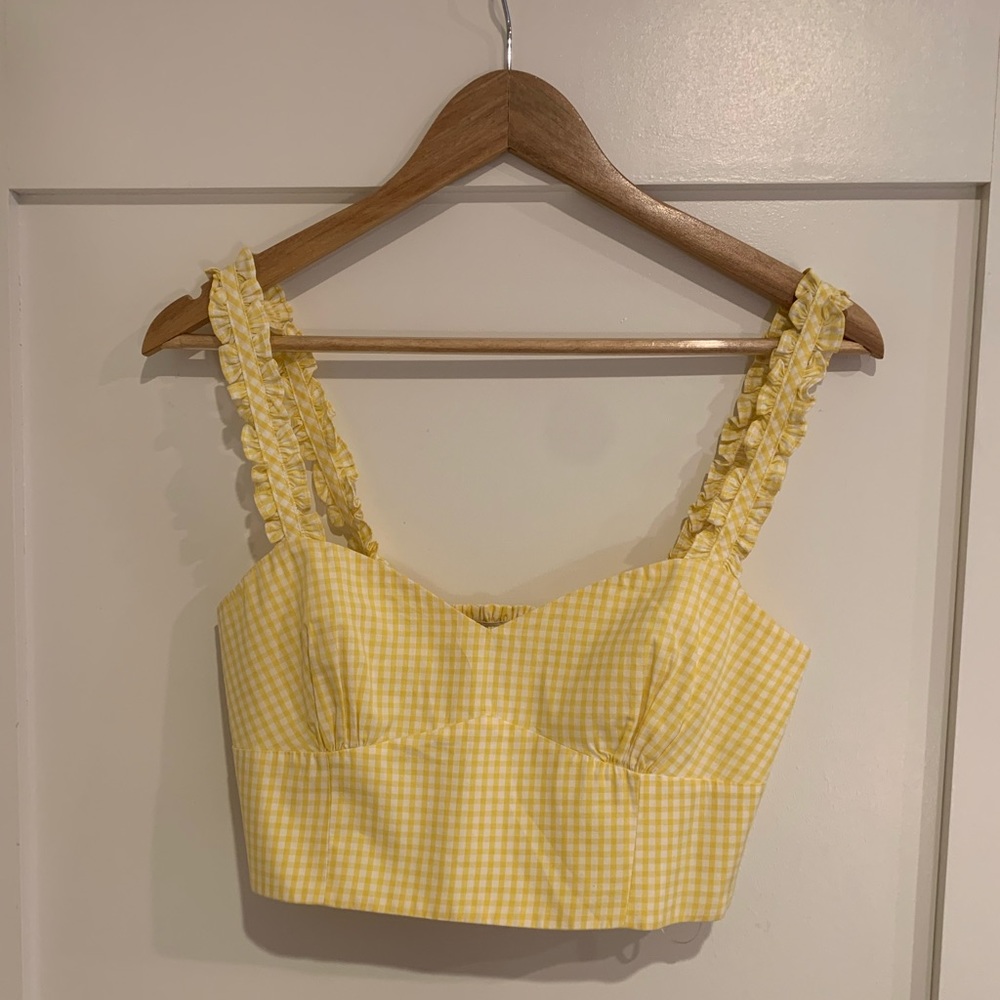 yellow zara top!